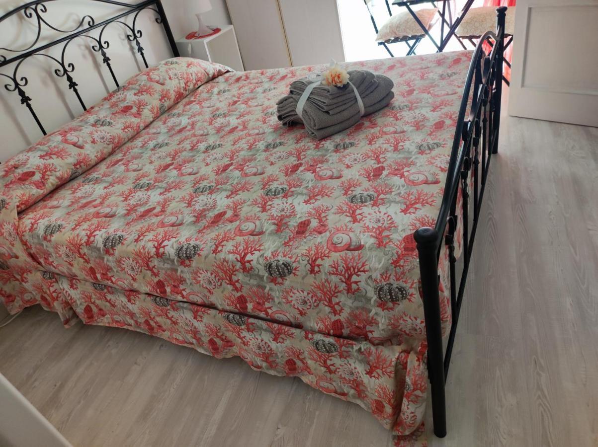 Bed and Breakfast Il Rifugio Sul Porto Monopoli Exterior foto